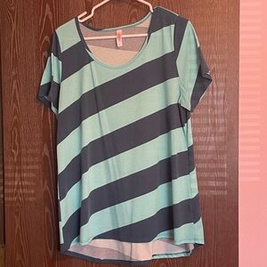 Lularoe Classic T